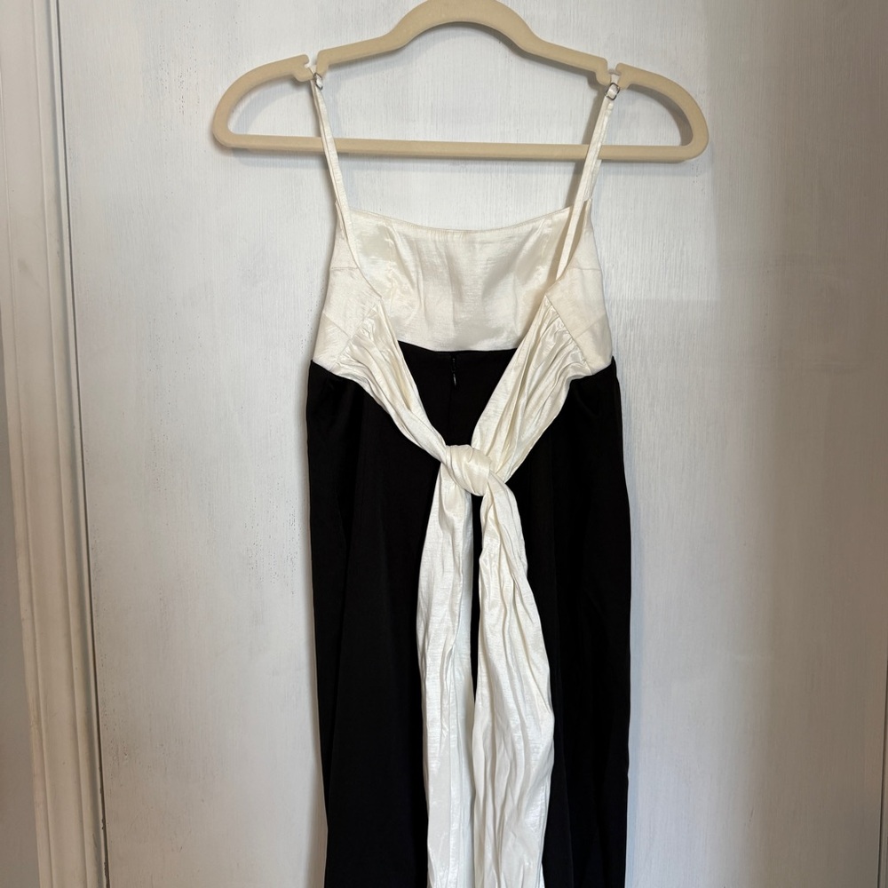 MAJORELLE Avori Gown in Black & White Formal Maxi Dress Bow Small S - Picture 6 of 7